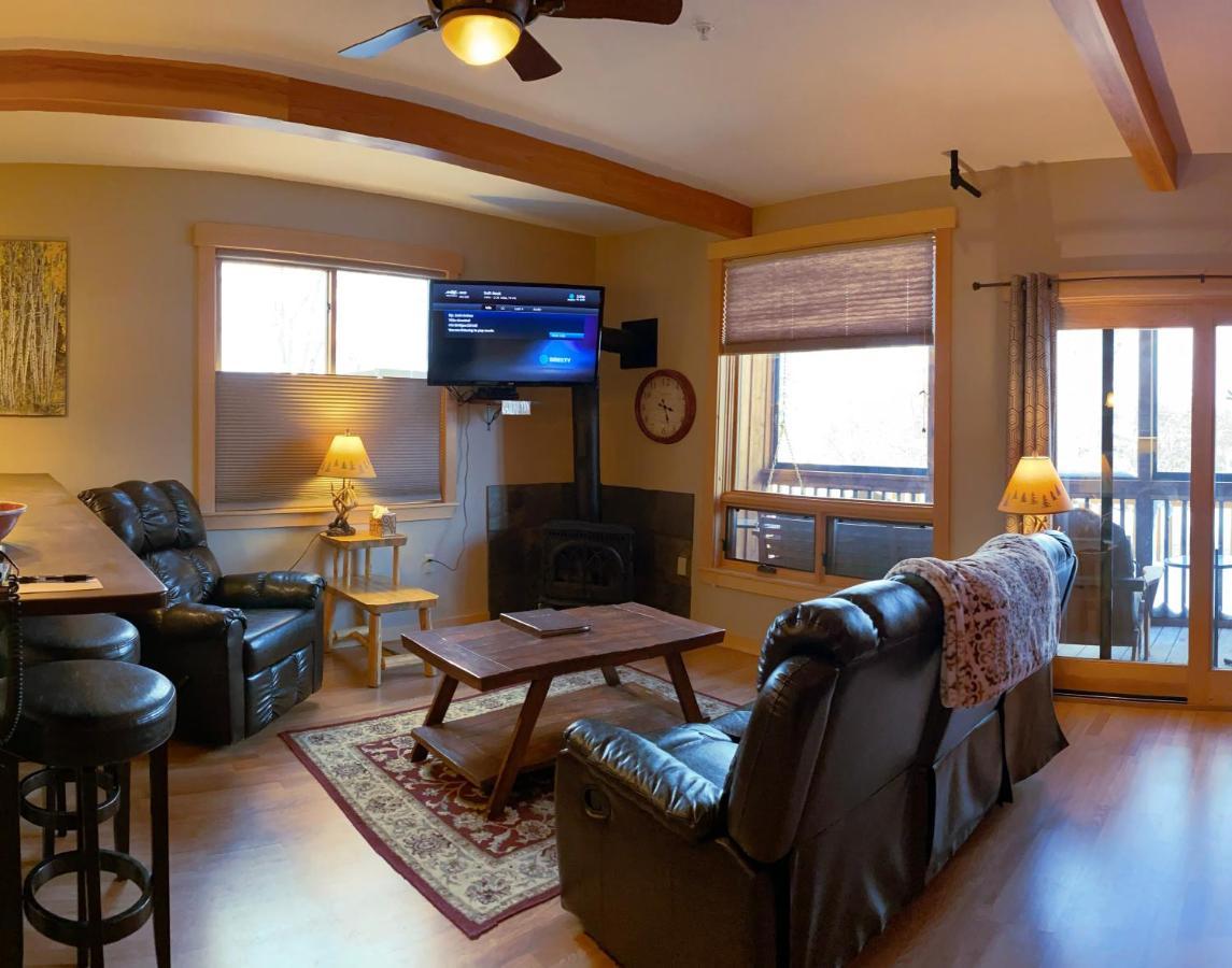 Twisp River Suites Exterior photo